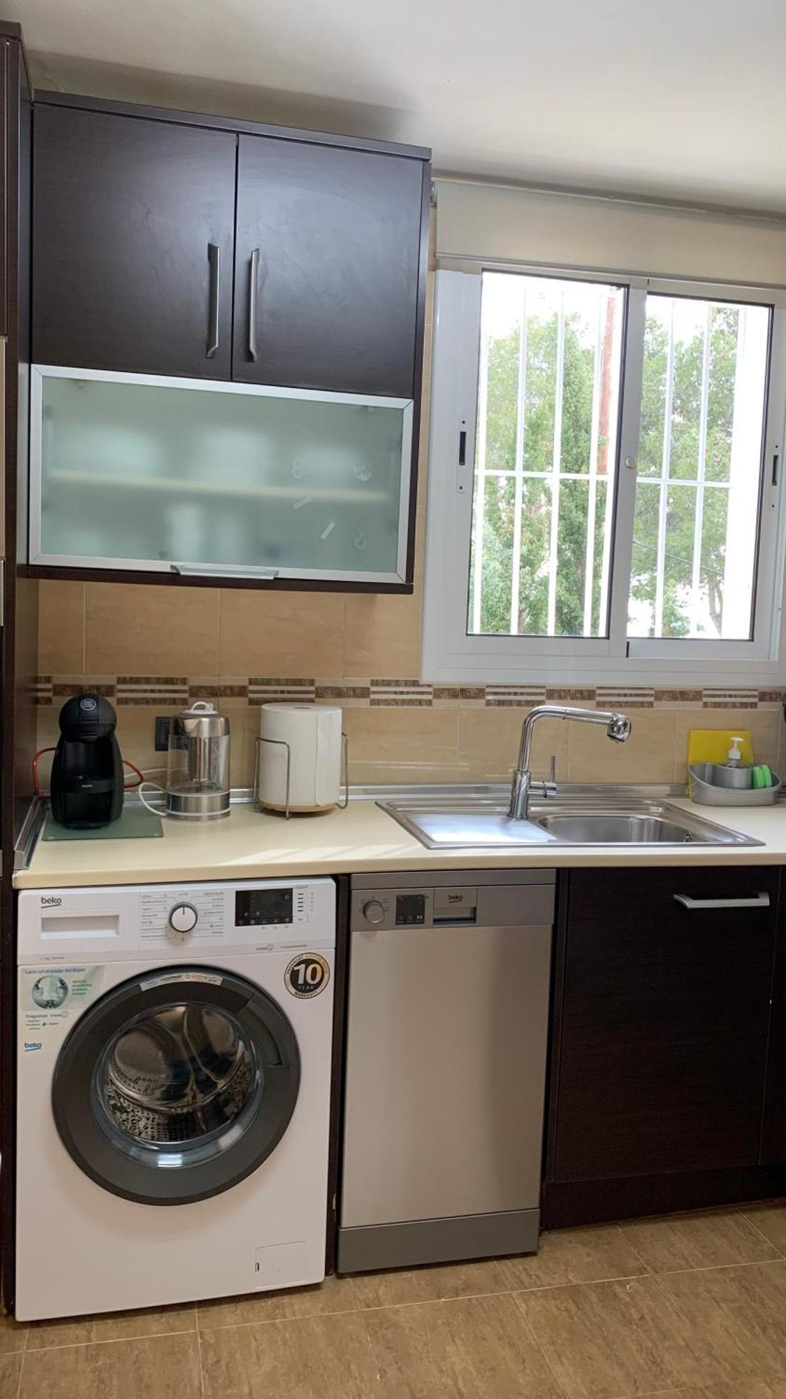 Apartamento Ginette Sunbeach Салоу Екстериор снимка