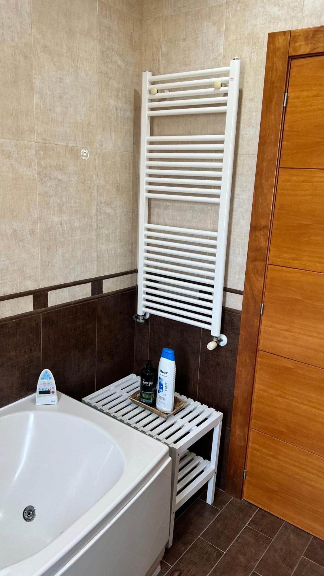 Apartamento Ginette Sunbeach Салоу Екстериор снимка